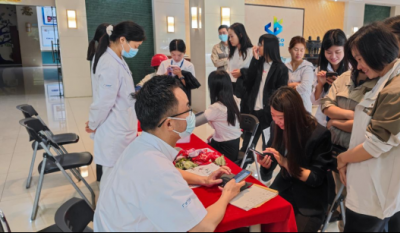 把脈問(wèn)診送健康，暖心服務(wù)進(jìn)企業(yè)——合肥高科攜手廣瑞醫(yī)療開(kāi)展“健康進(jìn)企業(yè)”義診活動(dòng)